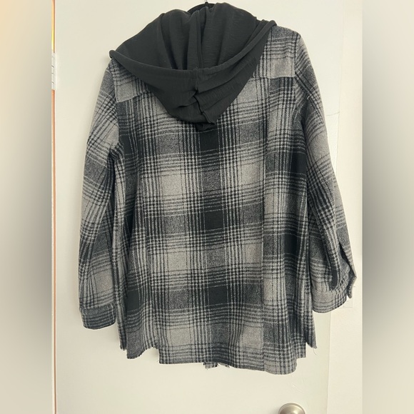 Plaid Jacket - Picture 2 of 5